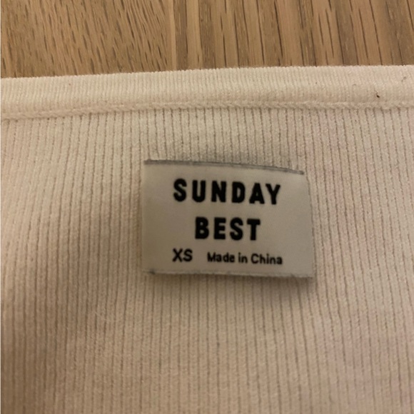 Aritzia Sunday Best Izzy Cardigan - Picture 3 of 3